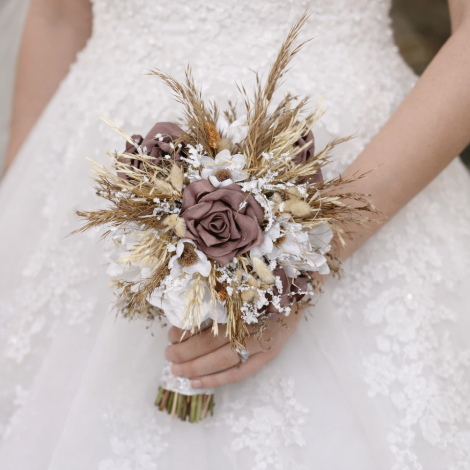 Gelin El Çiçeği Buketi Kahverengi ve Beyaz |Hediyeli Ürün