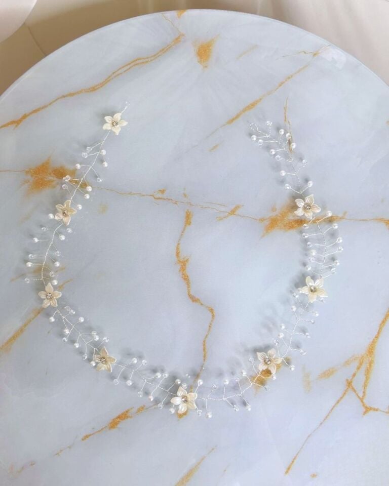 Gelin Saç Aksesuarı | Çiçekli İnci ve Kristalli Esnek Saç Bandı (85 cm) | Gelin Taç Aksesuar