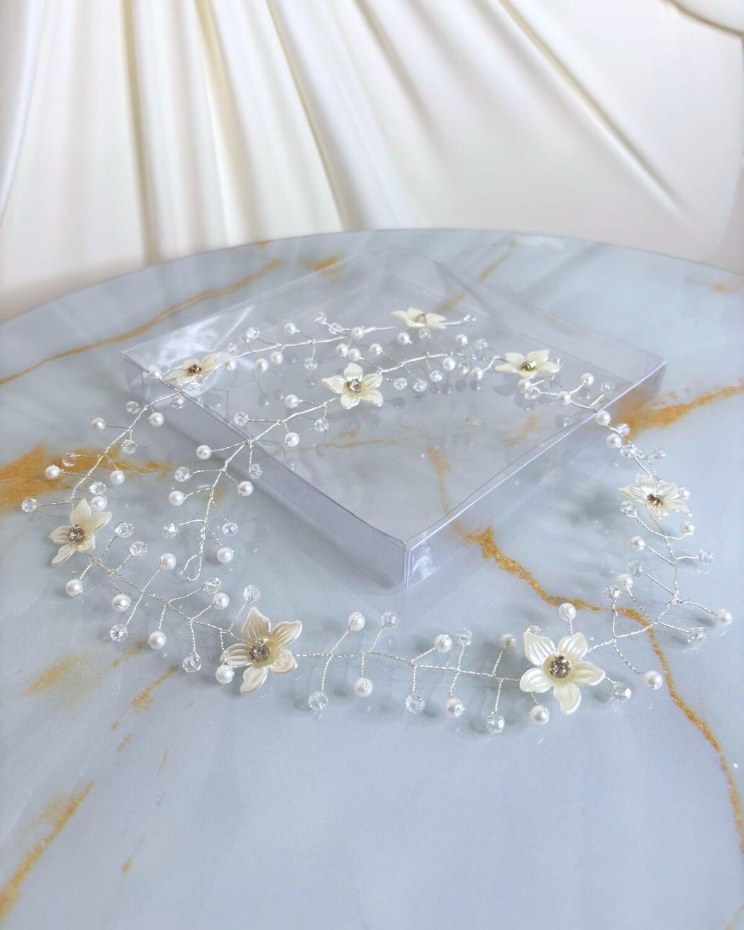 Gelin Saç Aksesuarı | Çiçekli İnci ve Kristalli Esnek Saç Bandı (85 cm) | Gelin Taç Aksesuar