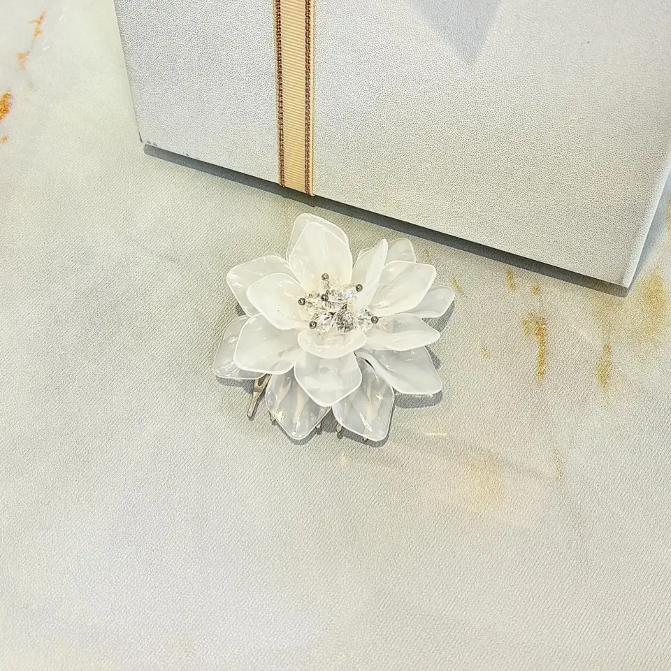 Gelin Saç Aksesuarı | Çiçekli Tarak Toka | Duvak Tokası