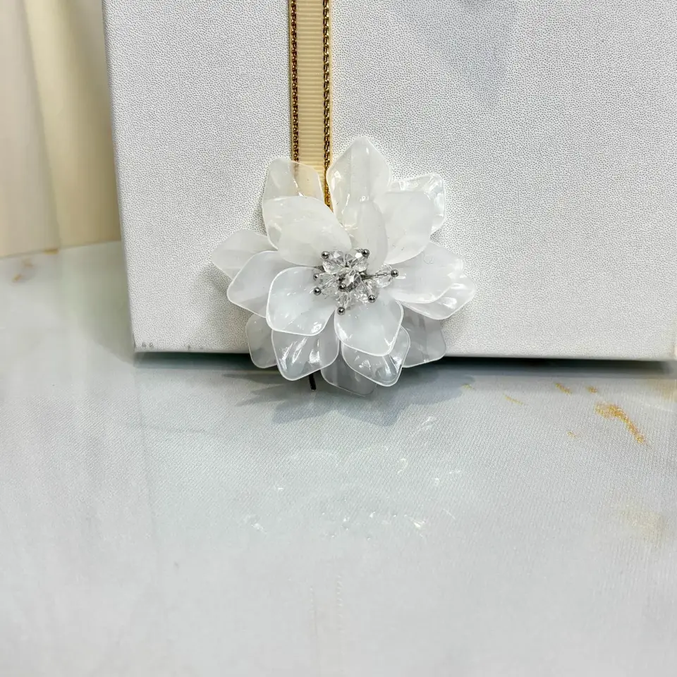 Gelin Saç Aksesuarı | Çiçekli Tarak Toka | Duvak Tokası