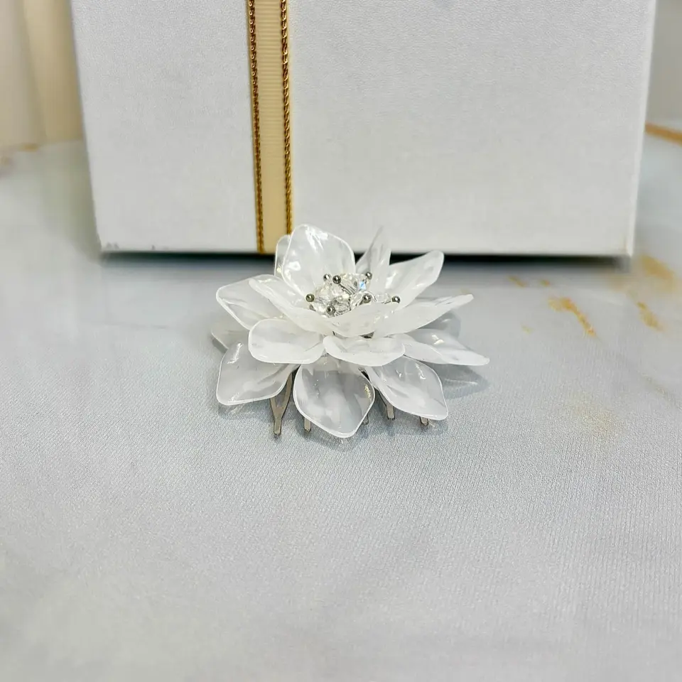 Gelin Saç Aksesuarı | Çiçekli Tarak Toka | Duvak Tokası