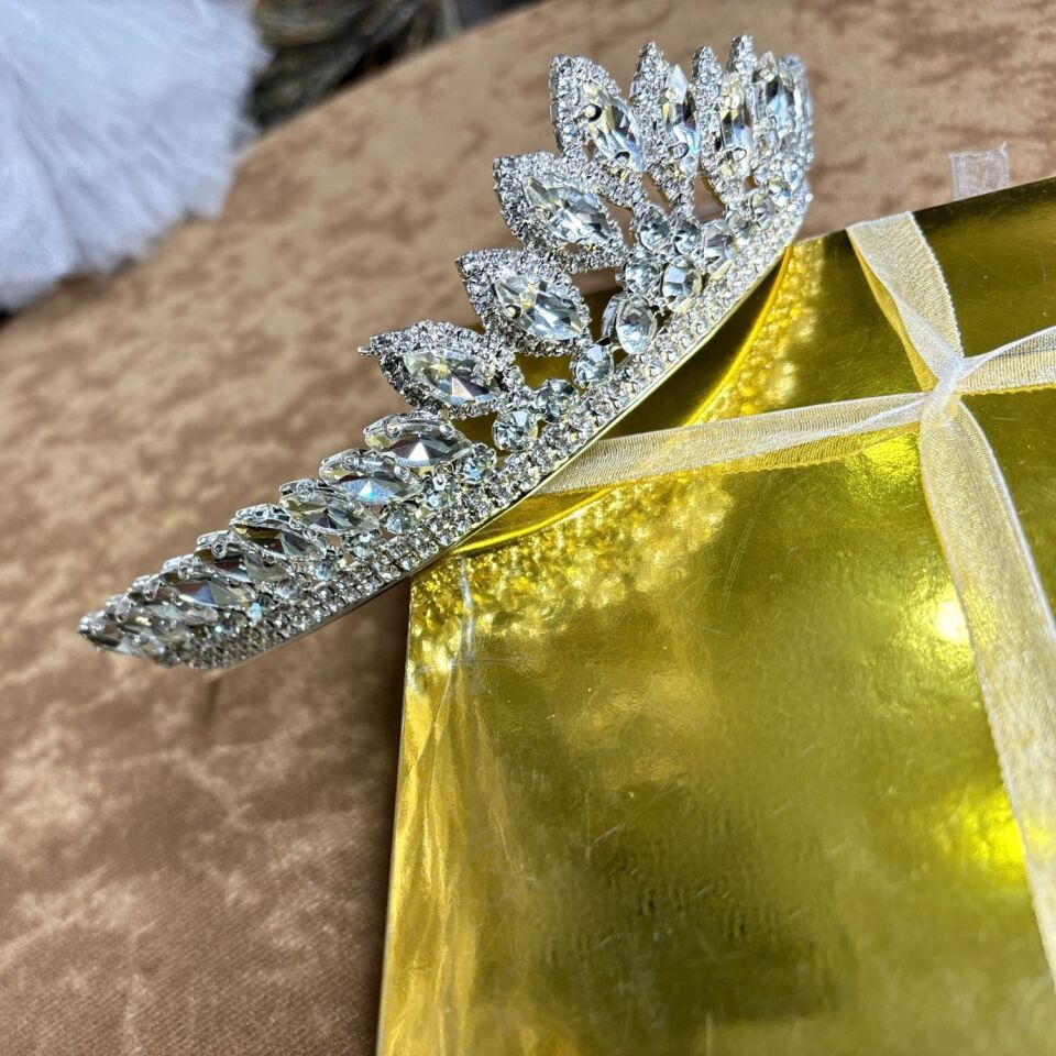 Kristal Taşlı Gelin Tacı