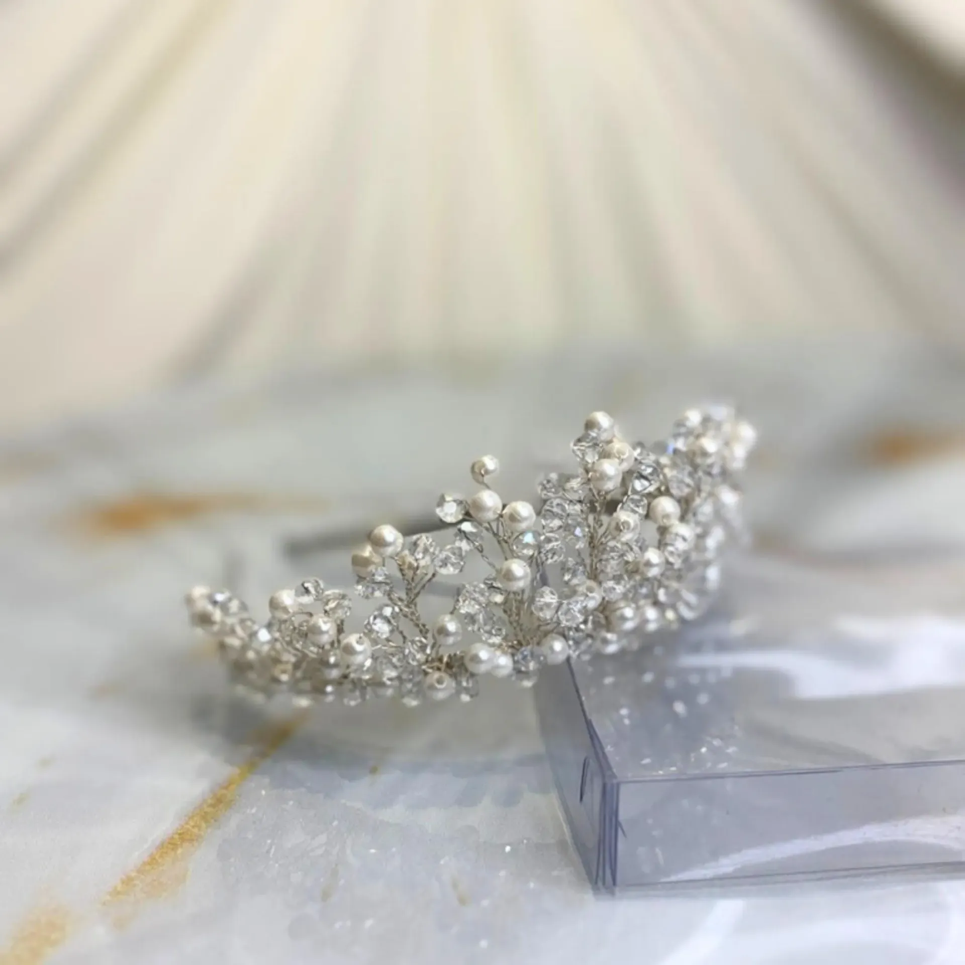Kristal Ve İncili Gelin Tacı