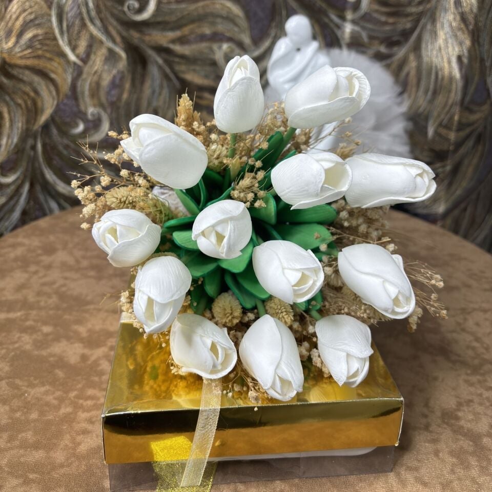 Gelin El Çiçeği Buketi Cipsolu Beyaz Lale