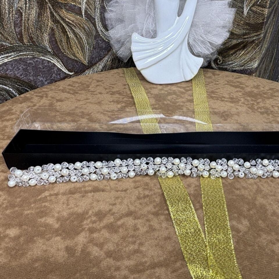 İnci Ve Kristalli Gelin Saç Aksesuarı