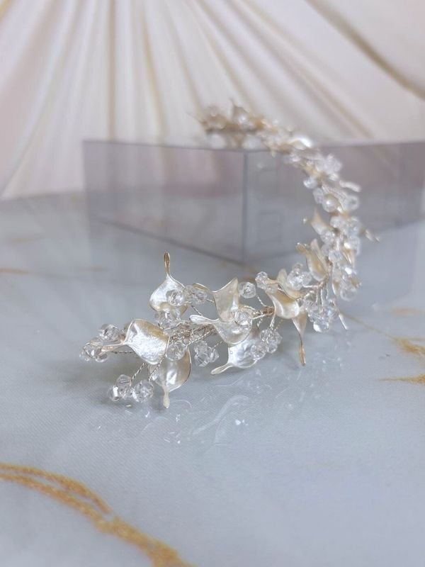 Pearl Leaf Bridal Hair Accessory