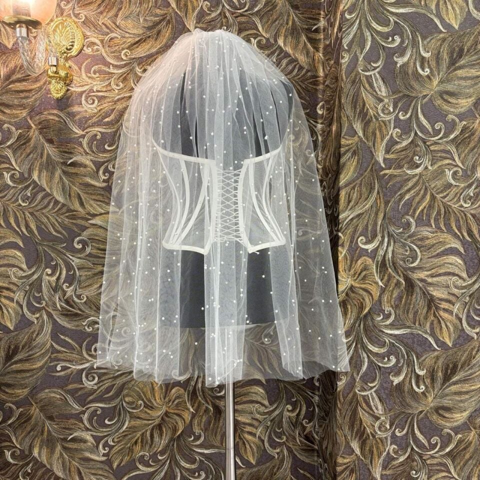 Yoğun Küçük İncili Kısa Duvak (75cm)