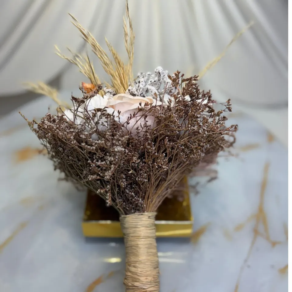 Gelin El Çiçeği Buketi Beyaz ve Somon