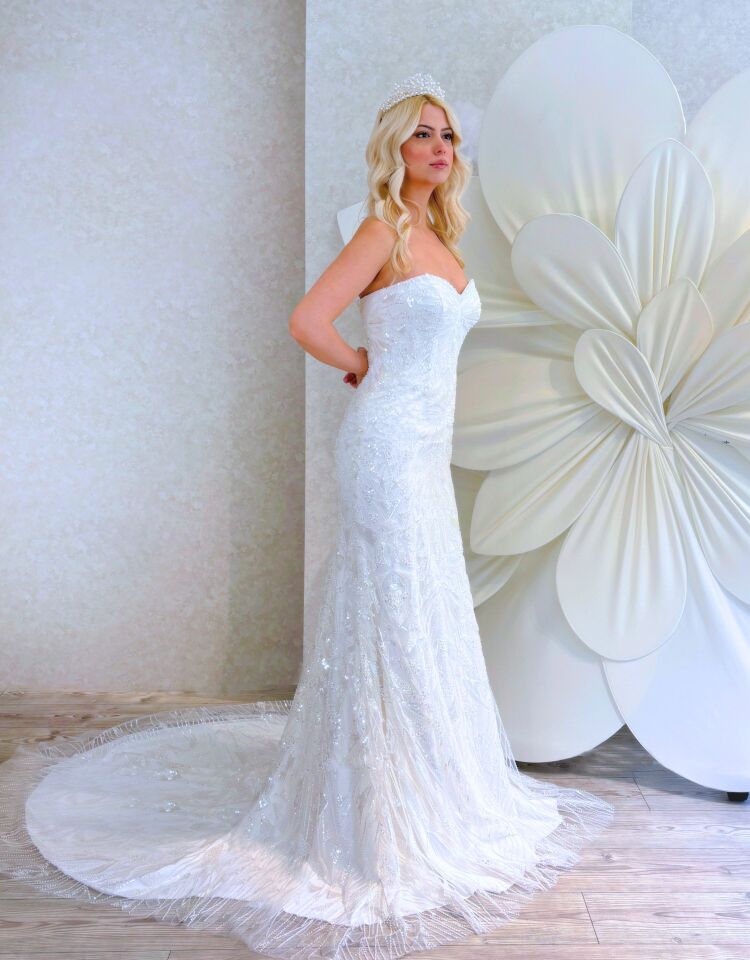 NATALIE | Embroidered Mermaid Wedding Dress