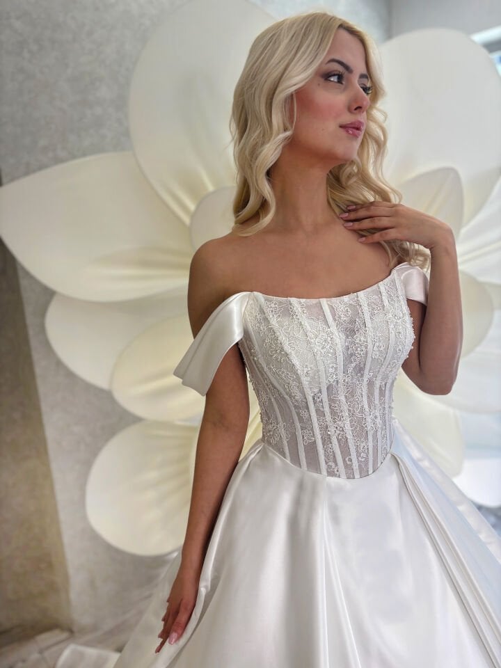 NICE | Fransız Dantel Saten Gelinlik