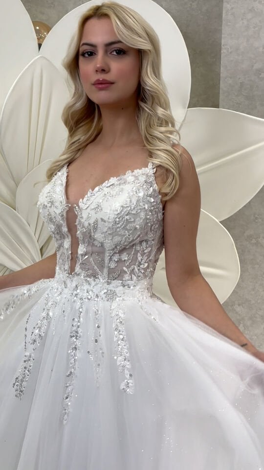 EMILIA | Brautkleid mit gerafftem Rock