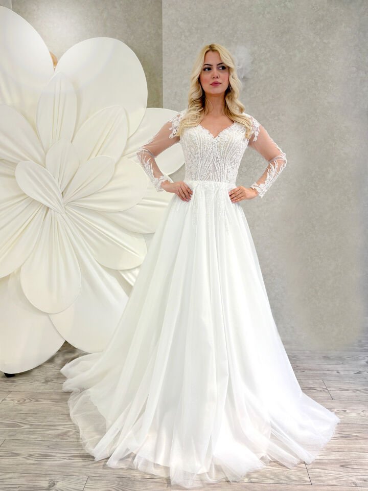 GINA | Kollu İşlemeli Gelinlik